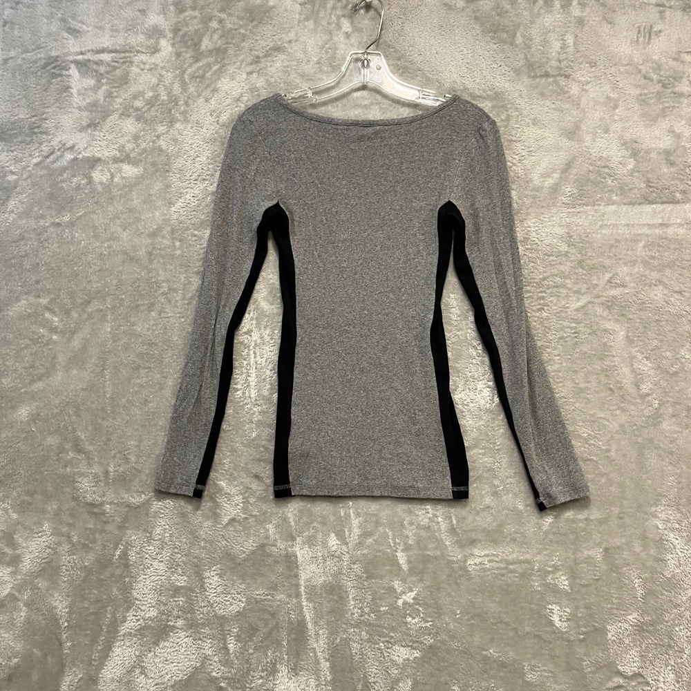 Guess Long Sleeve Top Womens Medium Grey Black Colorblock Ribbed Scoop Neck - Picture 2 of 7